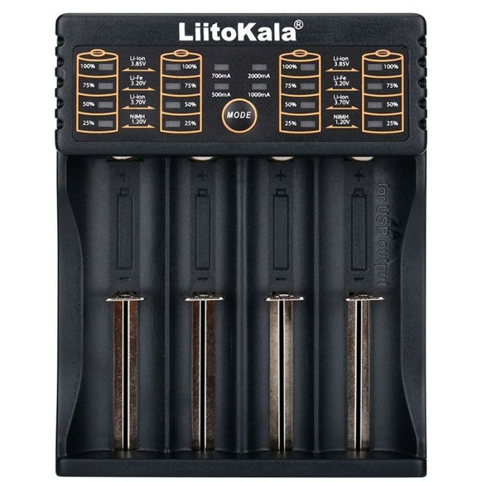 Універсальний зарядний пристрій LiitoKala Lii-402 для 18650, AA, AAA Li-Ion, LiFePO4, Ni-MH/Cd + PowerBank