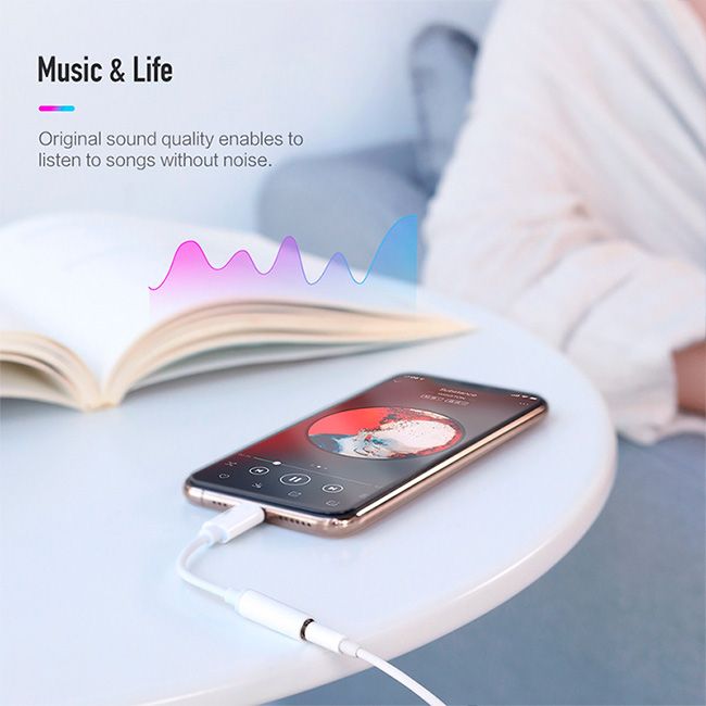 Переходник MMX62ZM Apple  Lightning to 3,5mm Ver. 11.3
