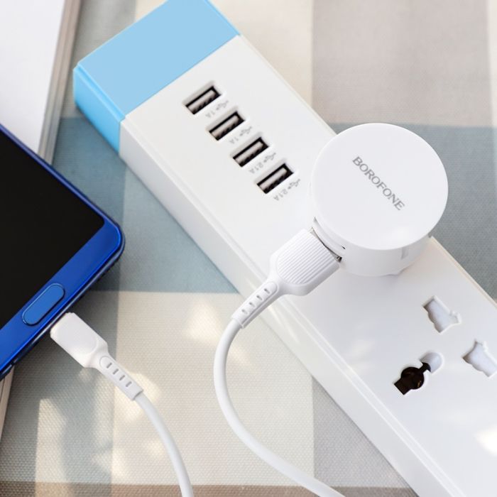 Сетевое зарядное устройство Borofone BA23A 2 USB 2.4A Type-C белое