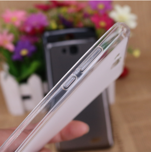 Силиконовый чехол для Bravis A503 Joy Dual Sim белый
